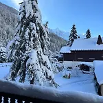 Lägenhet 7p Balcony Mountain View Parking Chamonix